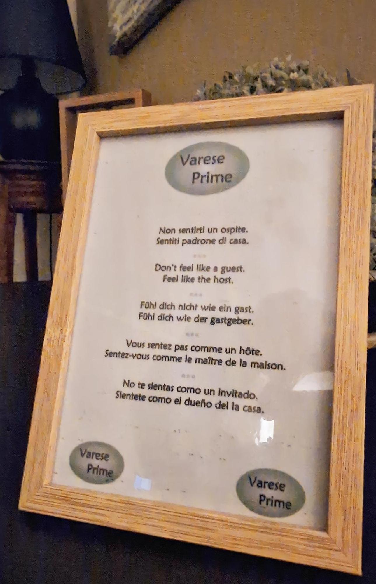 Prime: With Ac And Parking Near Train Station Apartment