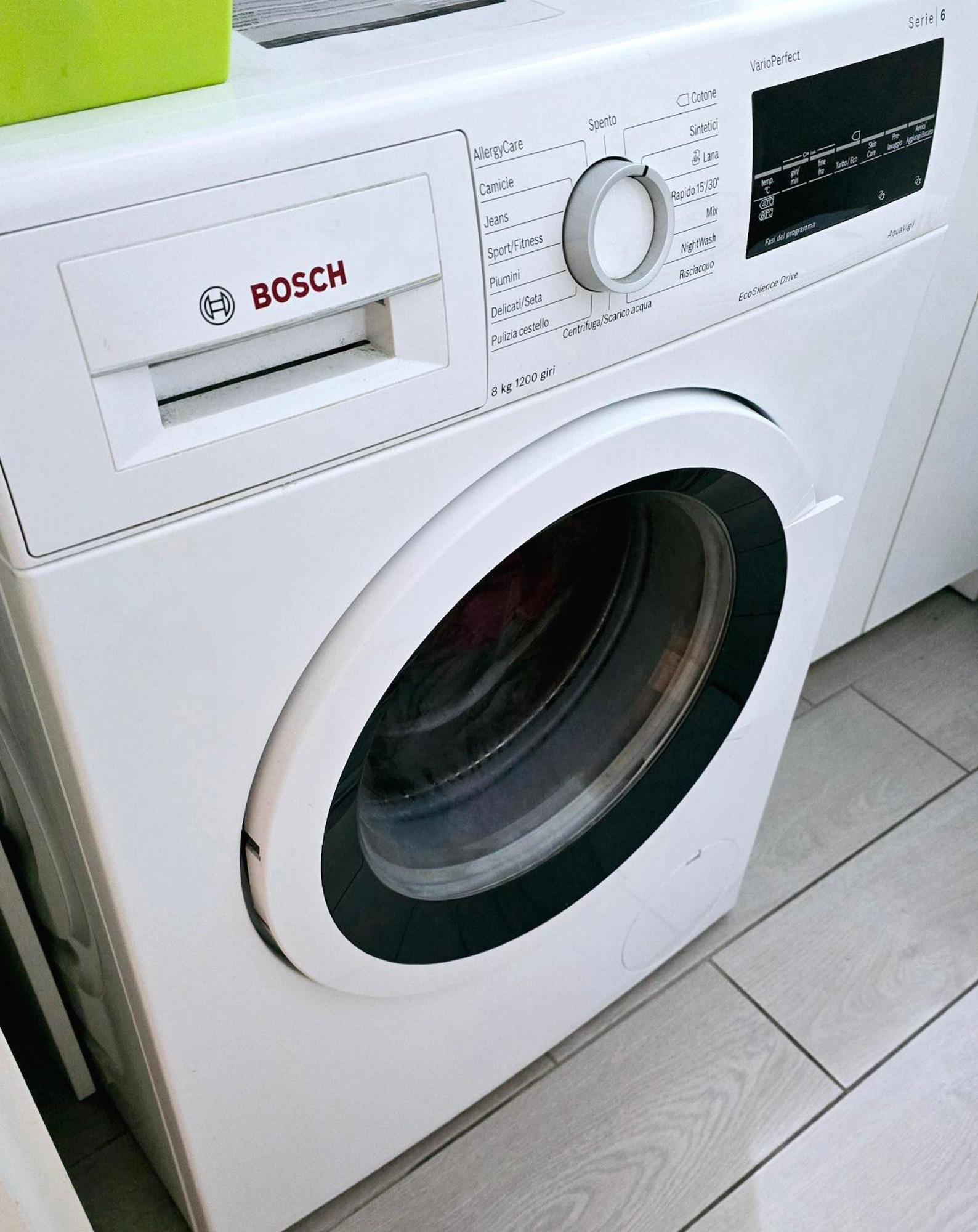 Prime: With Ac And Parking Near Train Station Apartment *