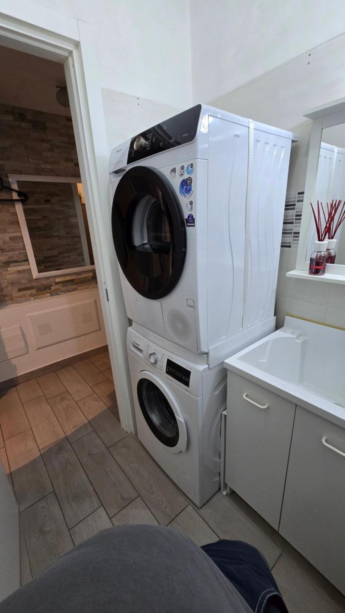 Prime: With Ac And Parking Near Train Station Varese